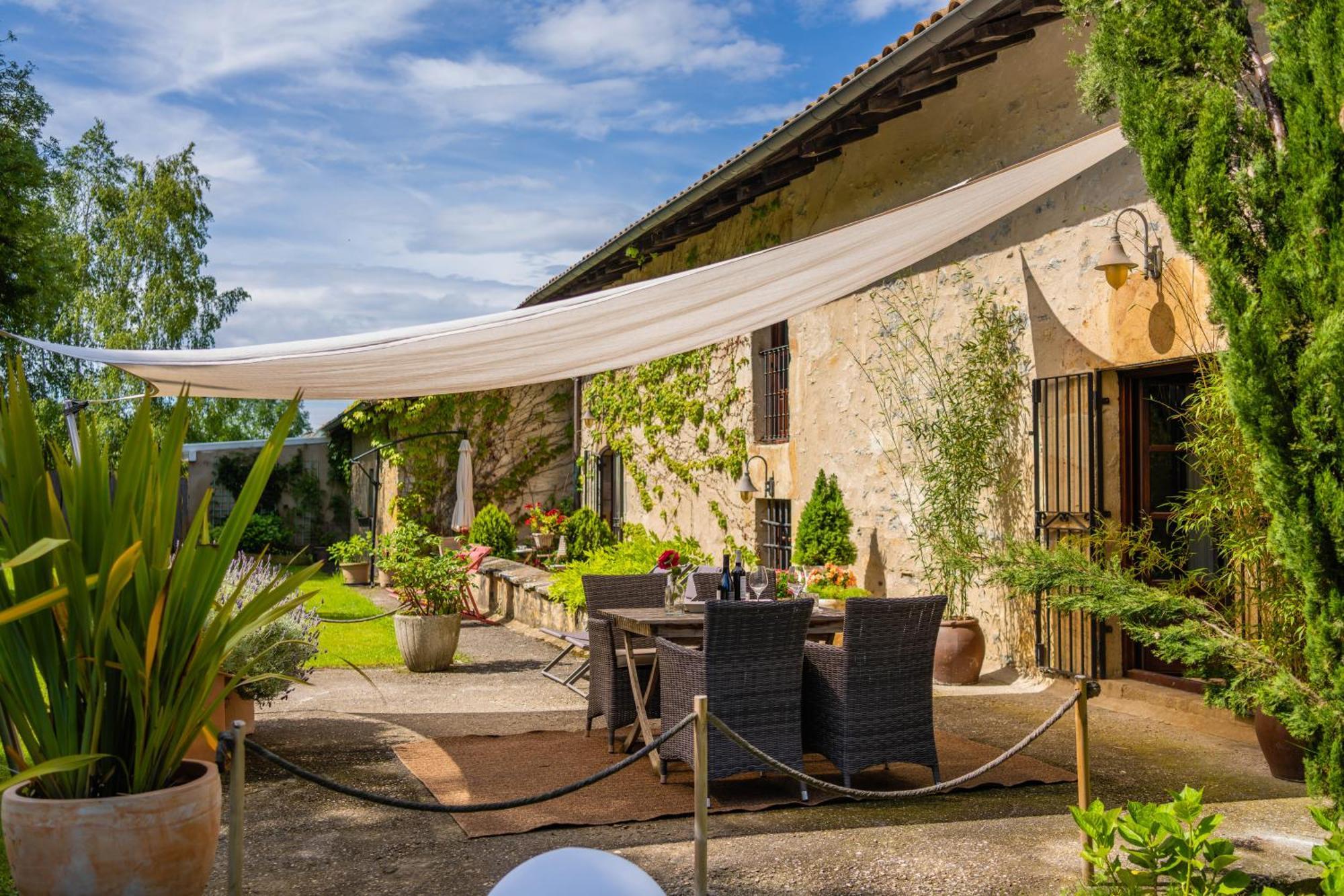 Hotel Palacio De Luko Bagian luar foto